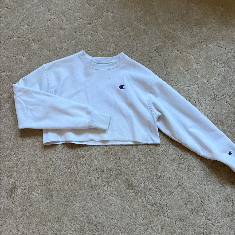 White Cropped Champion Sweatshirt